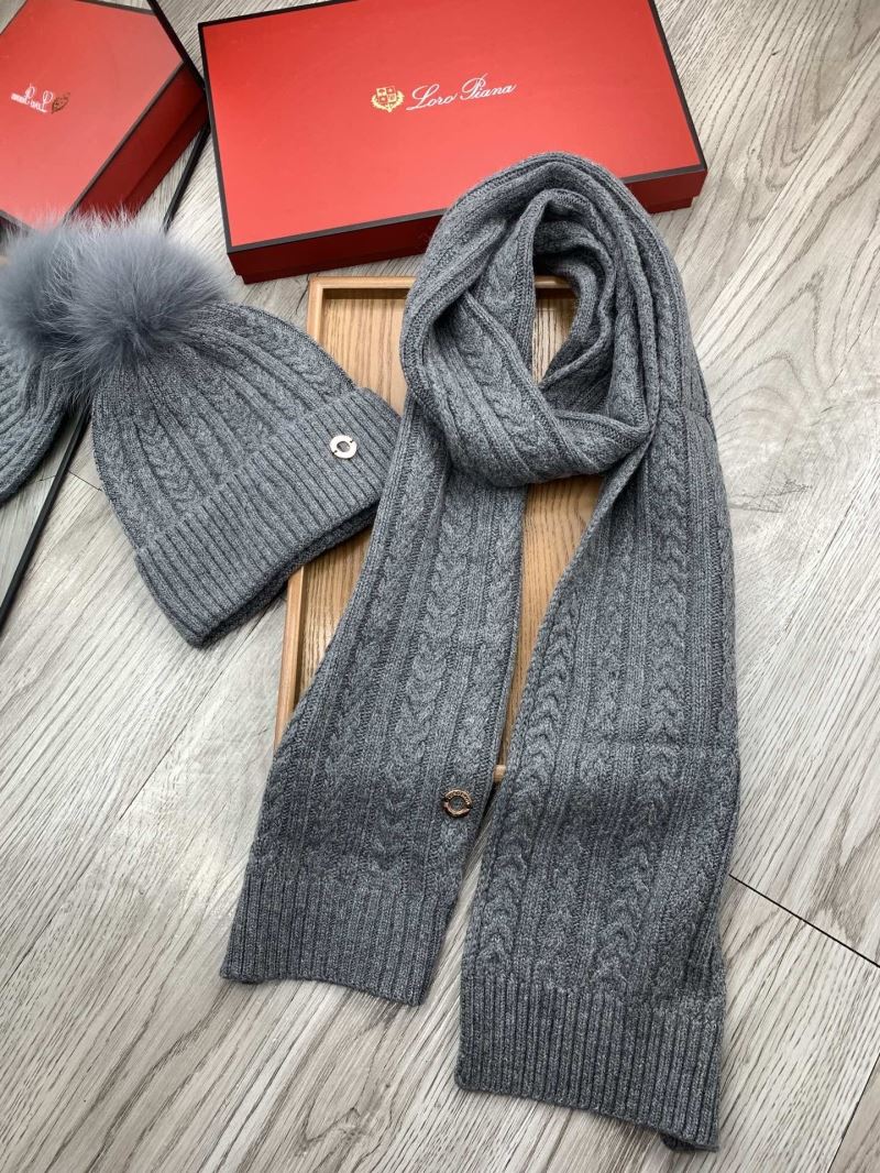 Love Piana Caps Scarfs